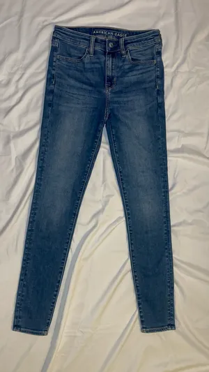 American Eagle Hi-Rise Jegging Jeans Size 4 Regular Medium Wash thumbnail 1