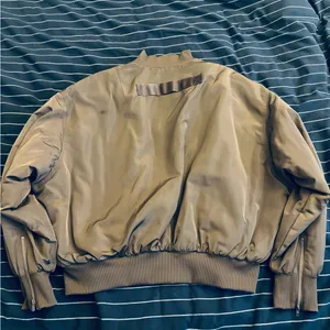 Alo Yoga Bomber Jacket - Faux Fur Urbanite thumbnail 3
