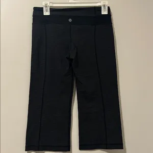 Lululemon Capris Leggings Black and Gray Size 6 thumbnail 2