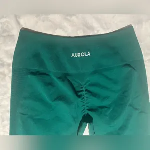 Aurola Women's Green High-Waisted Leggings thumbnail 5