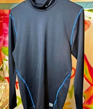 P86. Nike Pro navy blue long sleeve turtleneck Size M thumbnail 1