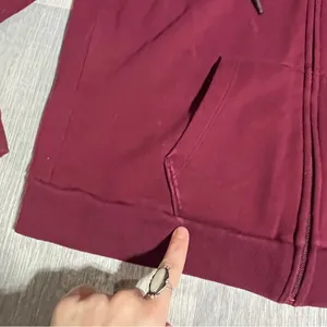 Victoria’s Secret PINK Burgundy Maroon Zip-Up Hoodie; Large Women’s thumbnail 2