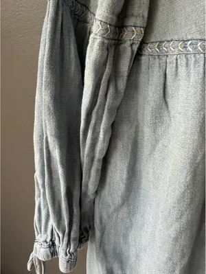 Madewell Light Wash Denim Dress with Long Sleeves and Tie Cuffs thumbnail 11
