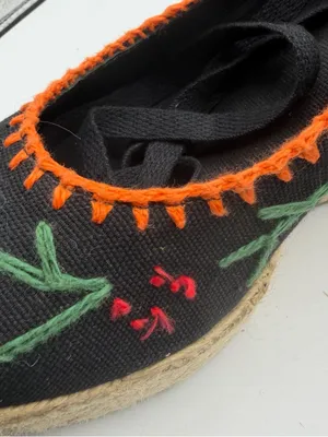 Vintage Y2K Juicy Couture Floral Embroidered Espadrille Wedges Womens 9 thumbnail 10