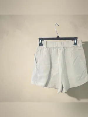 H&M linen blend shorts in size 6 thumbnail 4