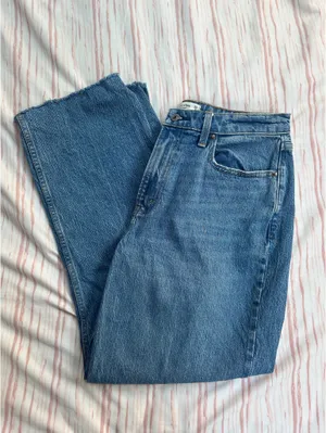 Abercrombie Jeans Vintage Straight High-Rise thumbnail 1