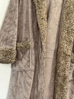 Pottery Barn Ombre Tipped Fur Robe Unisex S Gray brown Comfort Lounge thumbnail 3