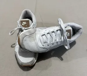 Nike‎ Women's Air Max SC Summit Sneakers White, Size 9 M thumbnail 1