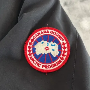 Canada Goose Parka thumbnail 4