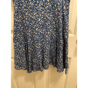 Princess Polly Women Blue Floral Short Sleeve V-Neck The Sting Mini Dress Size 2 thumbnail 3