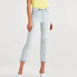 7 For All Mankind Edie Jeans Luxe Vintage Women’s Size 29 Stretch Light Wash thumbnail 2