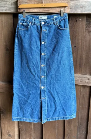 Zara Blogger Favorite Button Down Denim MIDI Skirt thumbnail 1