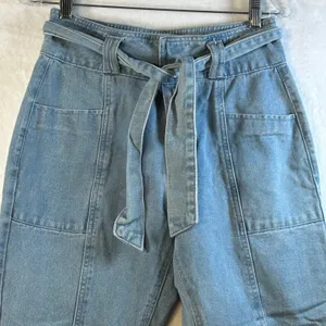 Forever 21 Light Wash Paperbag Waist Denim Jeans Belted Wide Leg‎ Size 28 thumbnail 2