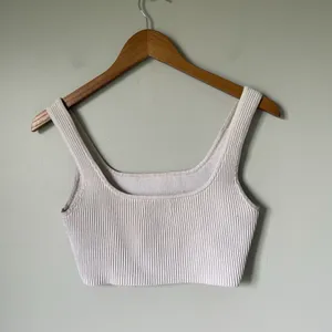 Babaton Aritizia Knit Ribbed Crop Top Tank Top White Cream Women's Small thumbnail 2
