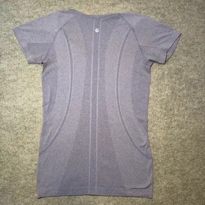 Lululemon Women Short Sleeve Athletic Top Size 6 Heathered Purple thumbnail 6
