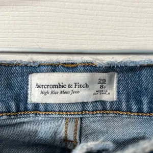 Abercrombie & Fitch High Rise Mom Jean thumbnail 2