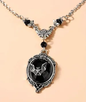 NEW Hauntingly Captivating Necklace Black Cabochon W Bat Halloween thumbnail 1