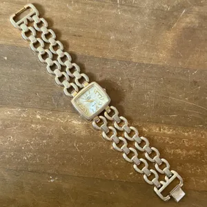 Figaro Couture double chain link quartz watch Gold thumbnail 3