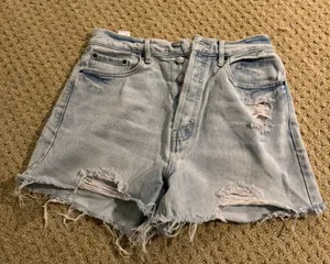 light wash jean shorts thumbnail 1