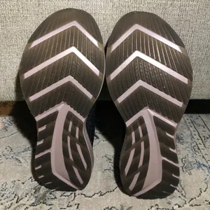 Brooks Bedlam Black Running Shoes thumbnail 8