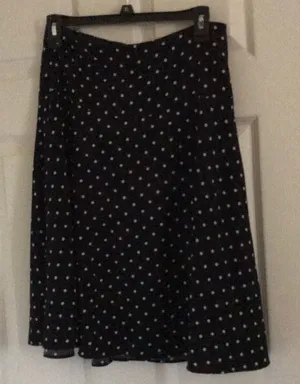 White House Black Market Casual Skirt: thumbnail 1