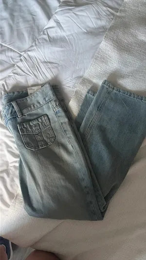 NWT Zara low rise patch pocket flare jeans thumbnail 4