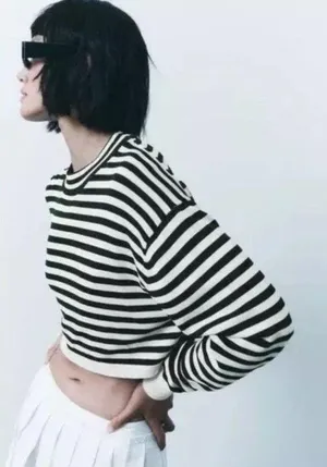 ZARA Striped Crop Blue White Knit Size Medium thumbnail 1