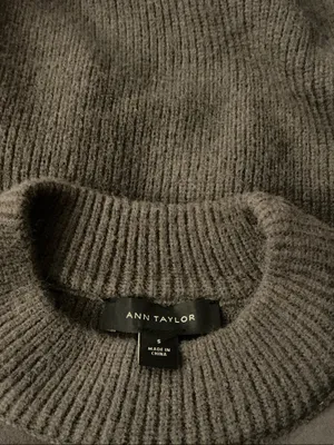 Ann Taylor Dark Gray Faux Suede-Front Crewneck Sweater Size Small thumbnail 4