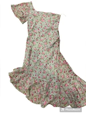 ASTR The Label one shoulder ruffled chiffon overlay midi dress. Size: M. NWOT thumbnail 1