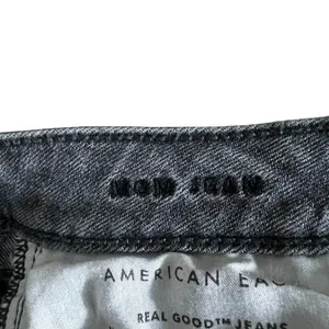 American Eagle Mom Jean Solid Denim Pants Black Grunge Distressed Size 4 Short thumbnail 5