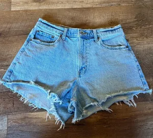 Abercrombie 90s Cut-Off Shorts Curve Love thumbnail 2