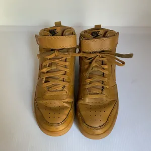 Nike Court Borough Mid 2 GS Wheat Brown High Top Sneakers 6Y Womens 7.5 thumbnail 5