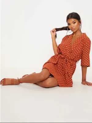 PrettyLittleThing Rust Polka Dot Wrap Mini Dress thumbnail 4