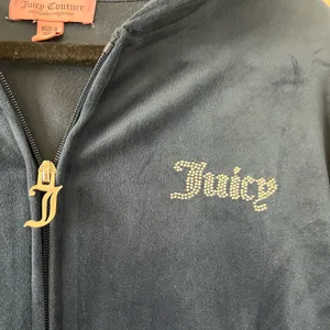 Juicy Couture Velvet Track Hoodie Jacket LARGE Blue Velour Full Zip Y2K thumbnail 3