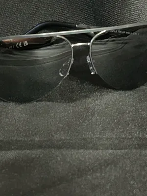 Tahari Silver Aviator Sunglasses Mirrored Lenses thumbnail 2
