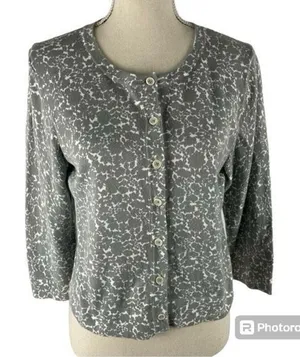 ✨Boden Cropped Button Down Grey Floral Sz 16 Cardigan✨ thumbnail 1