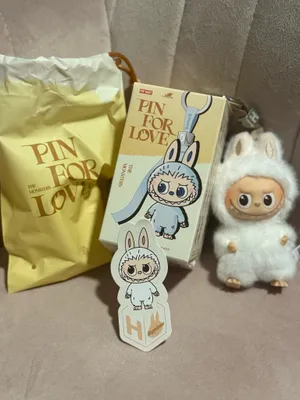 POP MART Pin for Love Labubu~ H thumbnail 1
