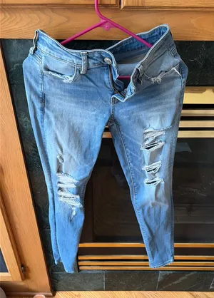 American Eagle Jeans thumbnail 1
