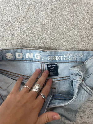 Jean shorts Size 27 thumbnail 3