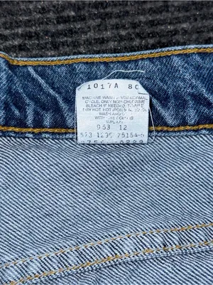 Vintage 90s Levi’s 550 Relaxed Fit Denim Shorts Women’s 11 / 28 USA Made Jorts thumbnail 6