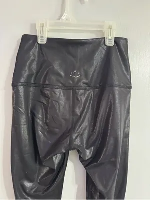 Beyond Yoga Black Shiny Shimmery High-Waist Sexy Leggings Size XS thumbnail 9