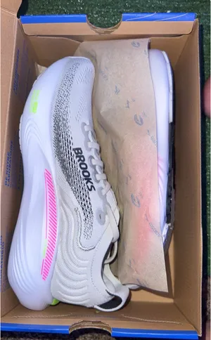 Brooks Adrenaline GTS 25 thumbnail 3