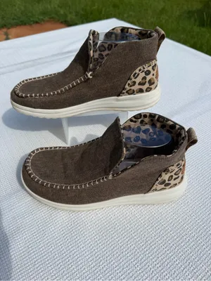 Hey Dude Denny Crafted Leopard Women’s Slip On Ankle Boots Brown US 9 thumbnail 2