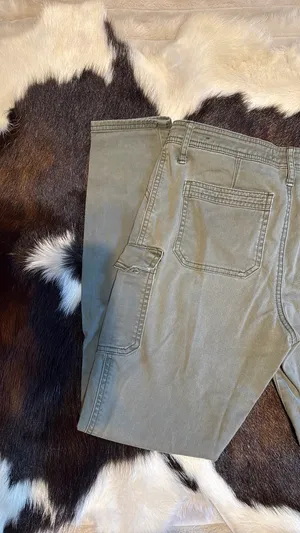 Abercrombie Cargo Pants thumbnail 3