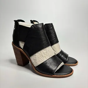 Söfft Pemota Leather Block Heel Sandals in Black thumbnail 6