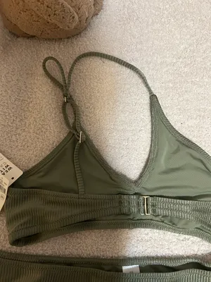 Bikini thumbnail 4