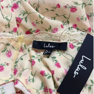 Lulus Liv Light Yellow Ditsy Floral Slip Midi Dress size M NWT thumbnail 7