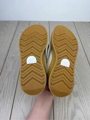 Sorel Women's Out N About IV Low Women's Waterproof Sneaker 7.5 Honey White $100 thumbnail 7