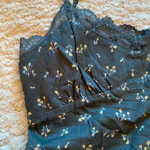 American Eagle Delicate Lace Tank thumbnail 3
