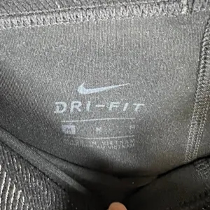 Nike Pro Dri-FIT Womens Black Cropped Leggings Athletic‎ Training Tights Size M thumbnail 6